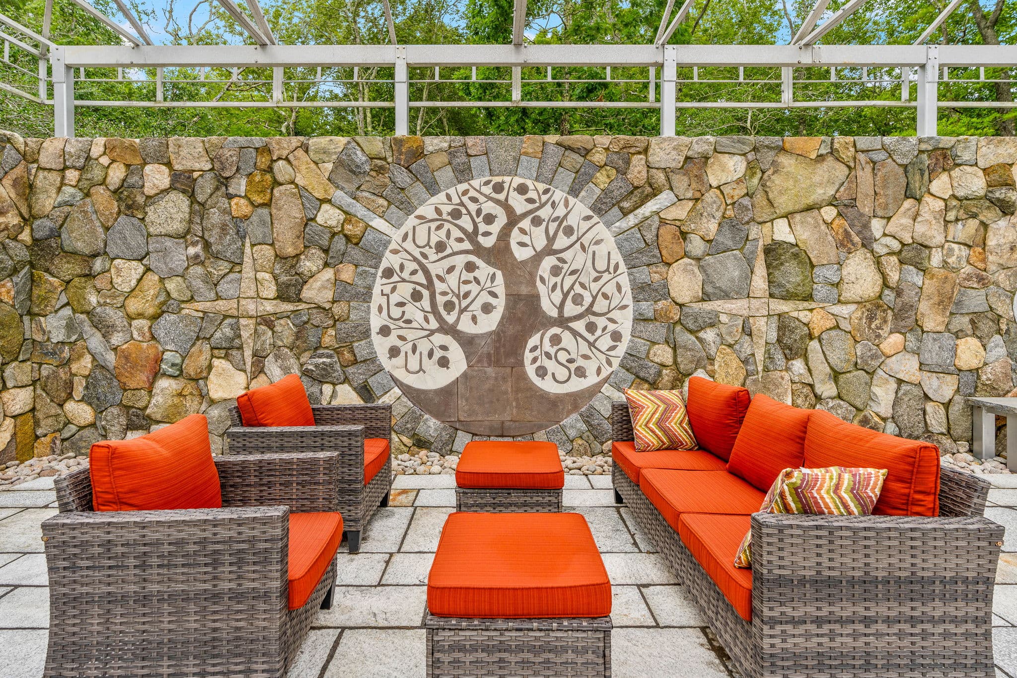 The Stone Manor estate — photo 10